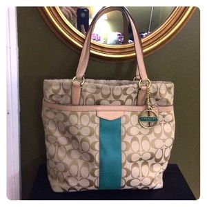 Authentic Coach Signature Tote