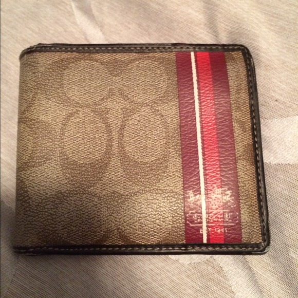 Men's 100% Authentic Coach wallet.