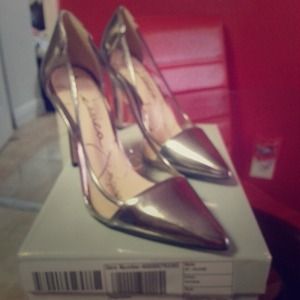 Jessica Simpson heels.