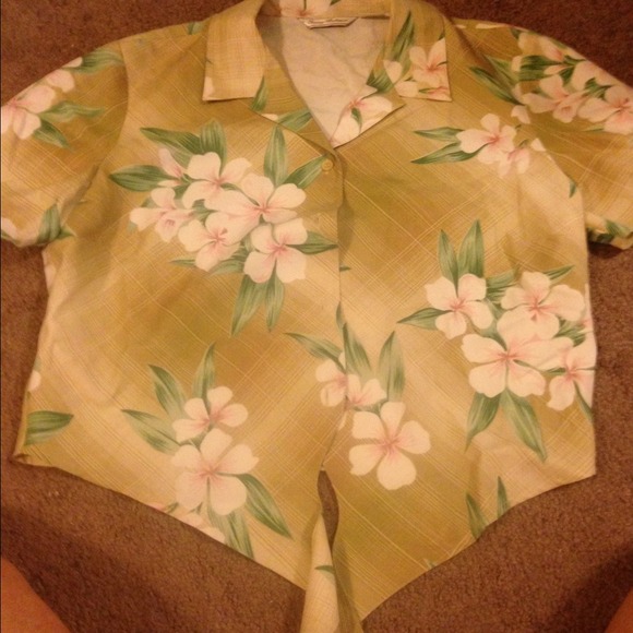 Hawaiian top