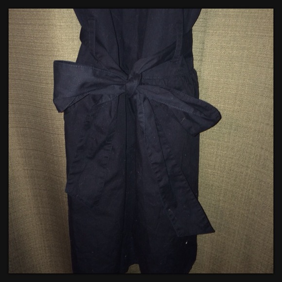 ❌ SOLD ❌ Navy Blue & White Striped Dress - Picture 2 of 3