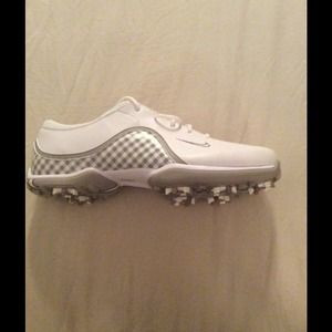 Nike Woman's Golf shoes/cleats