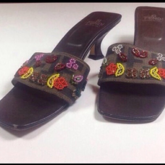 FENDI FF Zucca 6,5 monogram beaded flower heels
