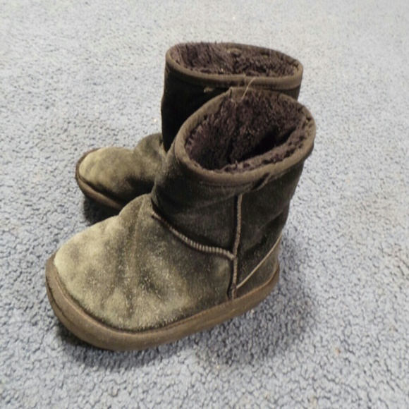 size 11 ugg boots ugg black uggs boots size 11 from nancy s closet size 11 ugg boots ugg black uggs boots size 11 from nancy s closet