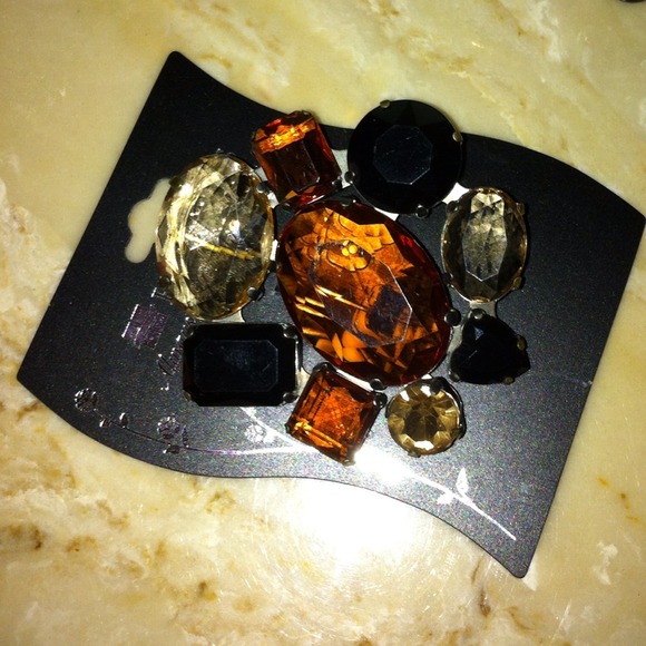 BOGO 1/2. GORGEOUS PIN - Picture 4 of 4