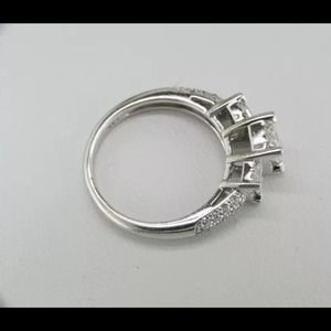 Offer up anything 14k gold text me 7868995128