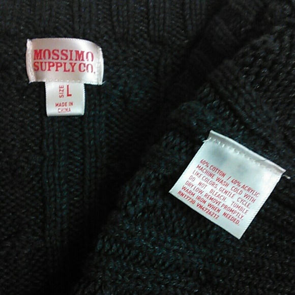 Mossimo sweater - Picture 3 of 8