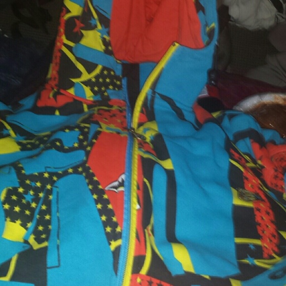 AKADEMIKS HOODED SWEATSHIRT