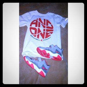 Nike sneaker boys. Do not come with shirt