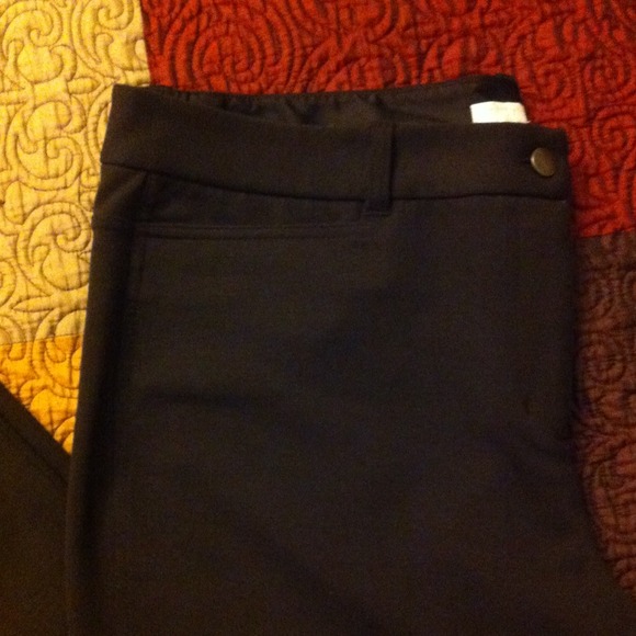 New York & Co Dark Chocolate leggings