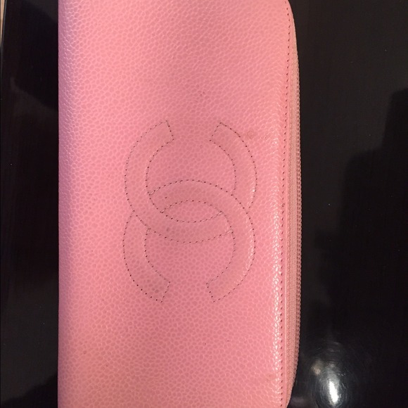 Chanel pink lamb skin zip Around wallet