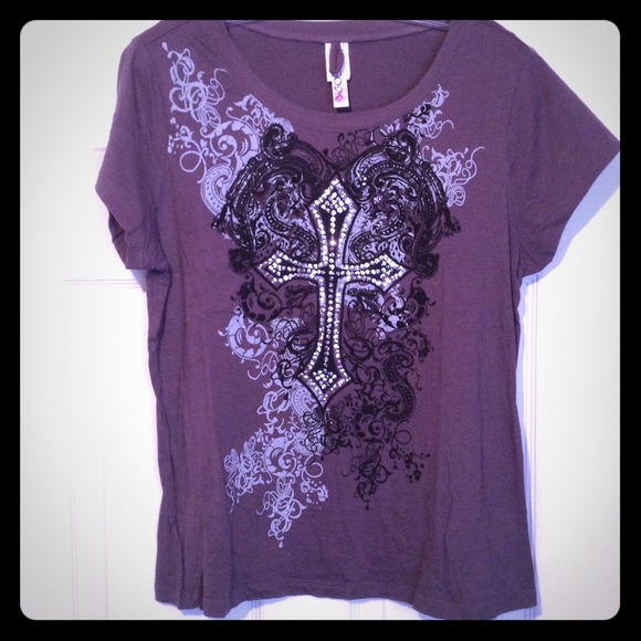 Charcoal t-shirt w/ glitter cross