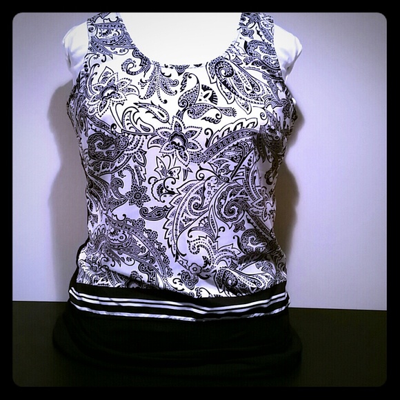 Black & white print front tank w/ black back
