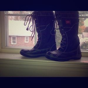 Snow Boots