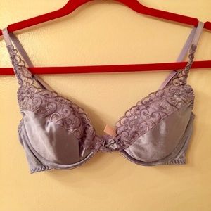 New Victoria's Secret Bra 36B and Panty Large