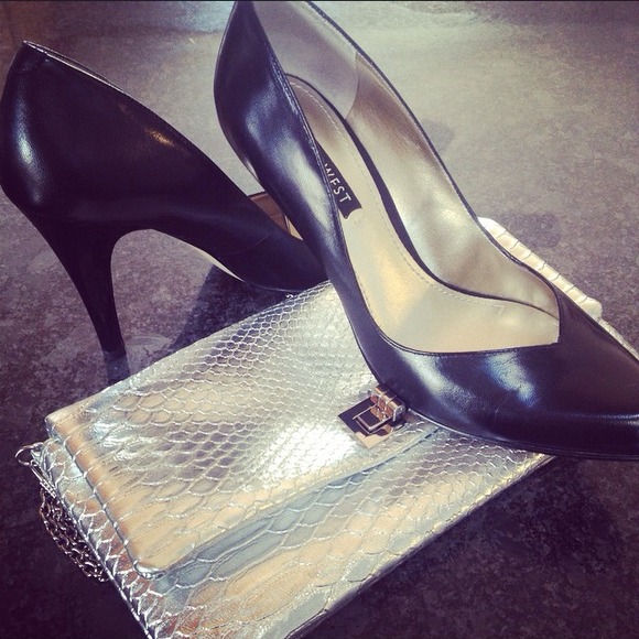 REDUCED!!!! Nine West pumps
