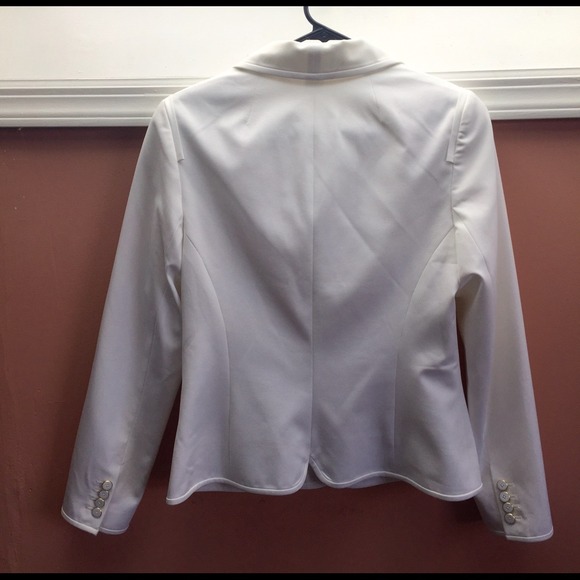 Trina Turk Ricky Blazer - Picture 3 of 4