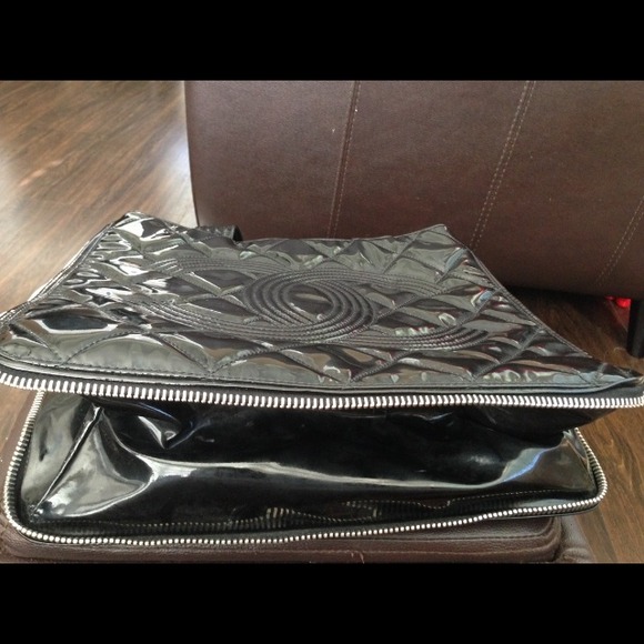 100% Auth Black Chanel Tote !! - Picture 2 of 4