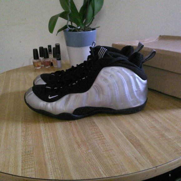 NIKE AIR FOAMPOSITES Shoes - NIKE FOAMPOSITES