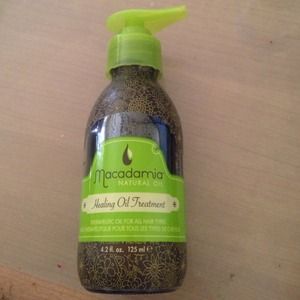 Macadamia natural oil