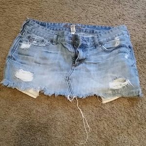 Short vintage denim skirt