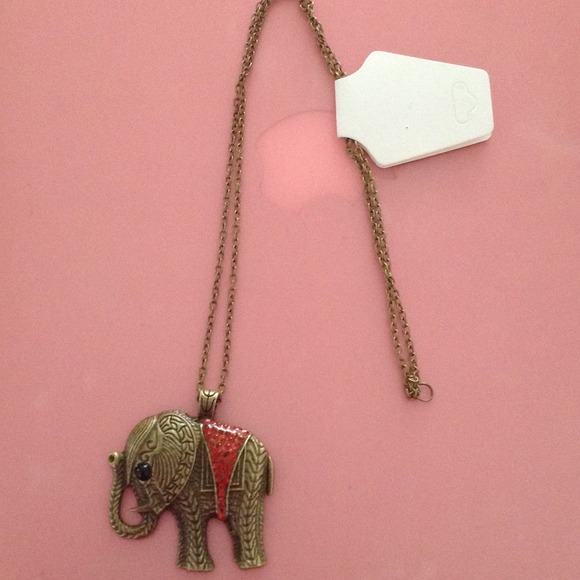 Elephant necklace - Picture 2 of 4