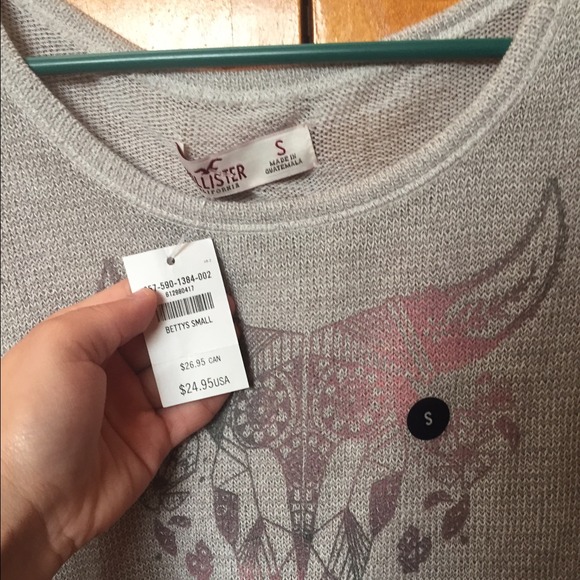 Hollister long sleeve shirt - Picture 2 of 2