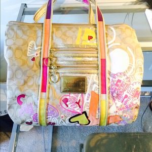 Authentic Coach Poppy Tote!💕💕💕