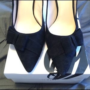 Nine West Kurtail Suede Pointed Toe Pump in Black