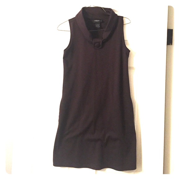 Brown dress