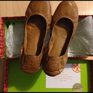 Tory Burch patent flat