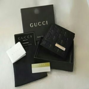Men's black Gucci bifold Wallet