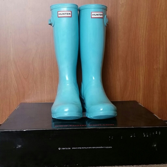 NWT Tiffany Blue Youth Hunter Boots