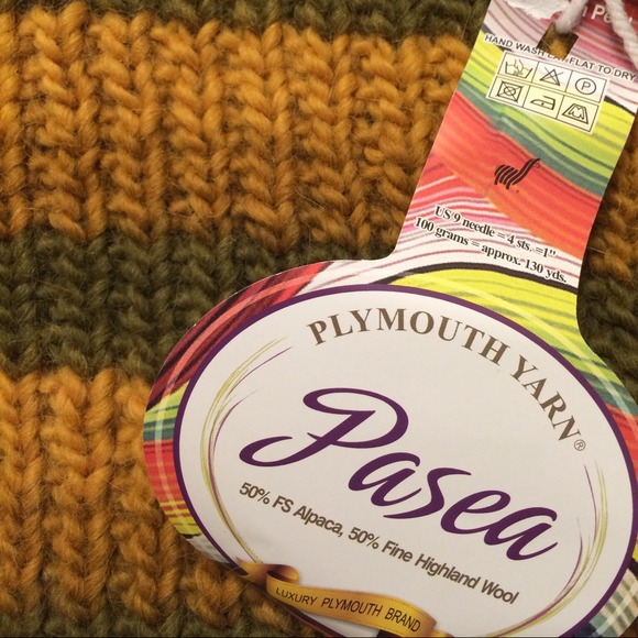 Hand Knit Cowl - Picture 2 of 2