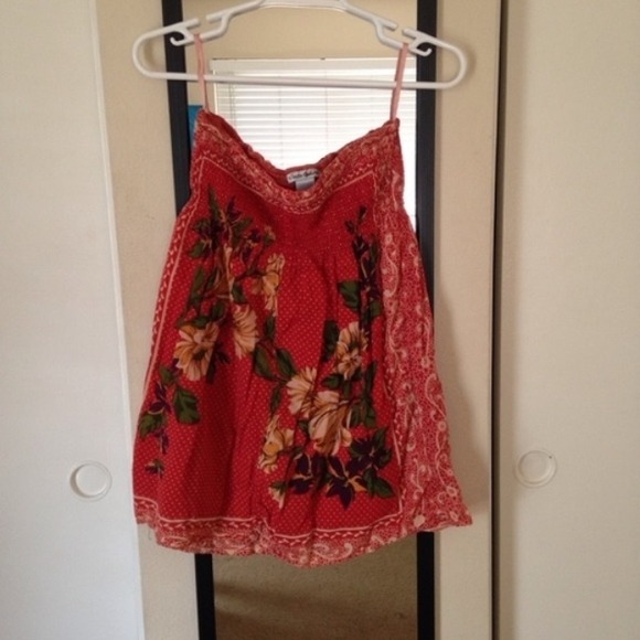 Floral tube top shirt