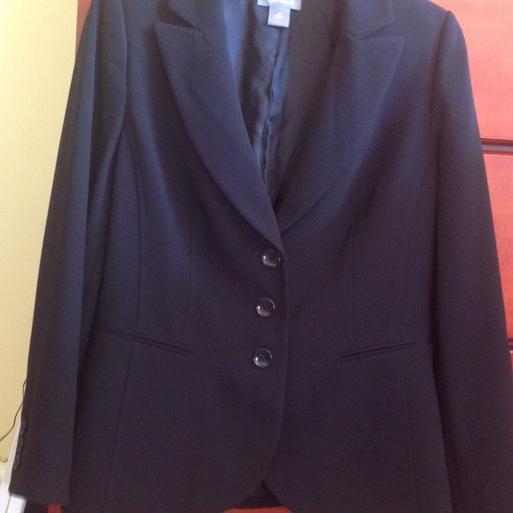 Timeless Black Ann Taylor Suit