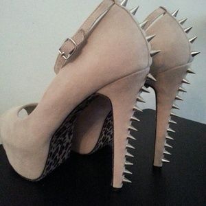Size 9 Spiked Heels Beige 4" Micro Suede