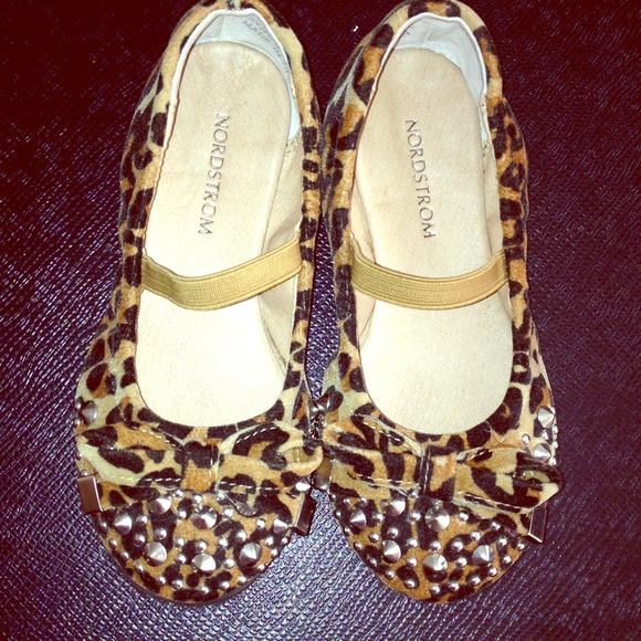 ANIMAL PRINT BALLERINA SHOES!!!  (worn once)