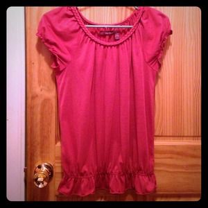 Beautiful top that is cinched.