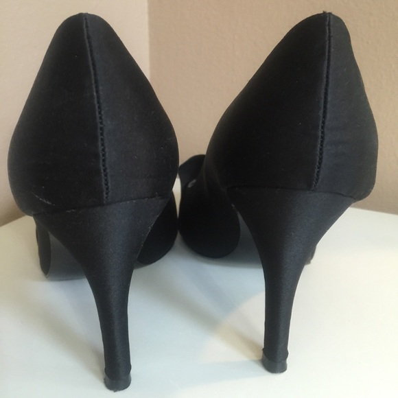 Nina Satin Ruffle Peep-toe Pumps - Picture 3 of 3
