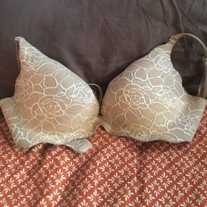 Victoria secret very sexy push up