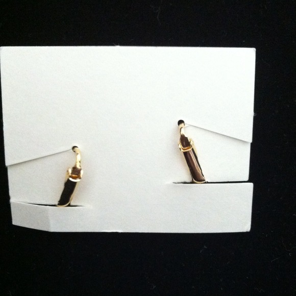 Avon Faux Pearl Vintage New CLIP EARRINGS ♥️ - Picture 2 of 4