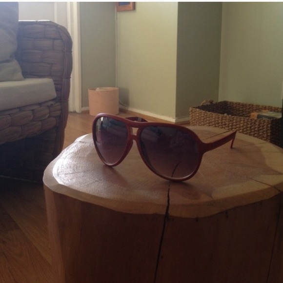 Urban Outfitters Orange Wood Framed Sunglasses - Picture 2 of 3