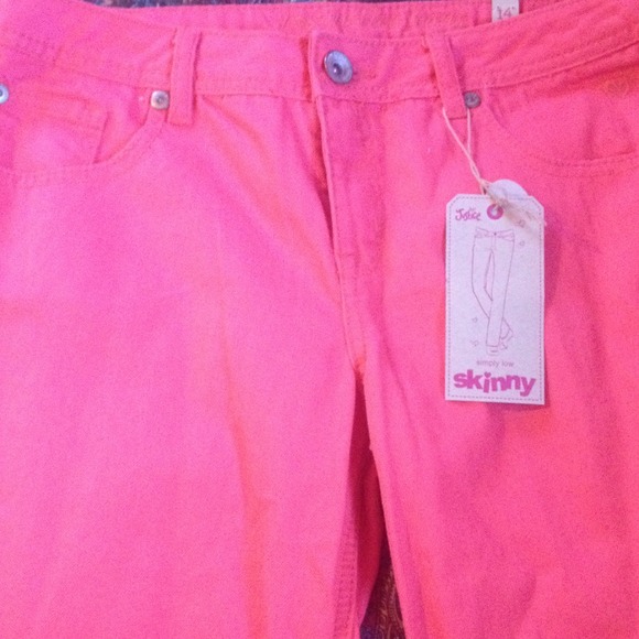 Pink skinny jeans