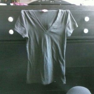 Grey v-neck short sleeve