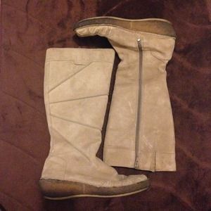 hush puppies suede boots --MOVING SALE--