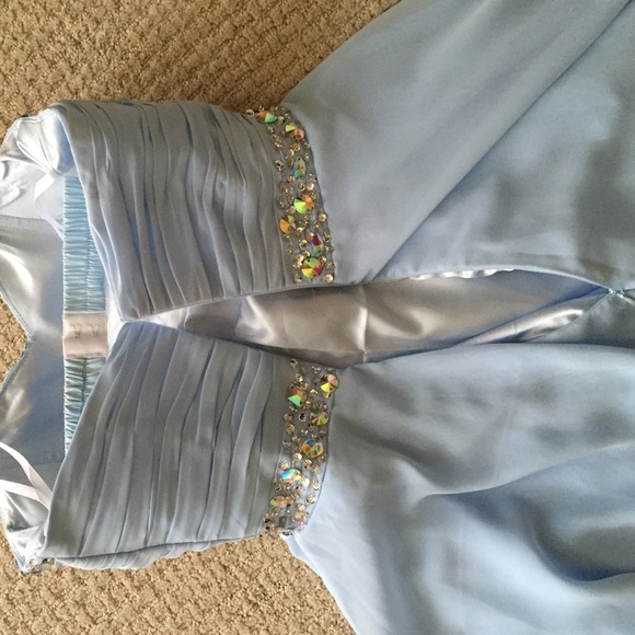 Homecoming dress! - Picture 3 of 4