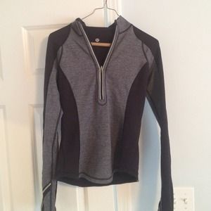 Lululemon AUTHENTIC quarter-zip running jacket!