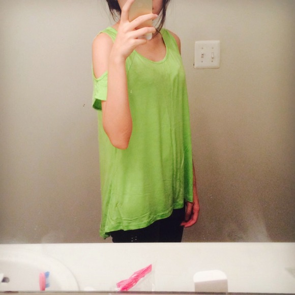 Neon green off shoulder sexy tee top - Picture 4 of 4