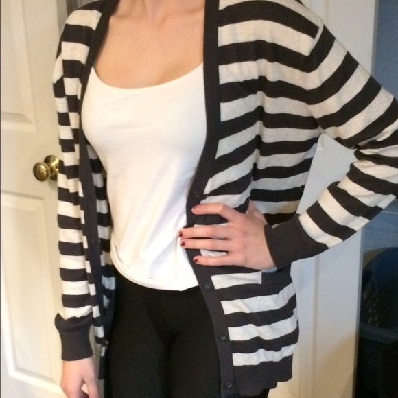 Adorable striped cardigan